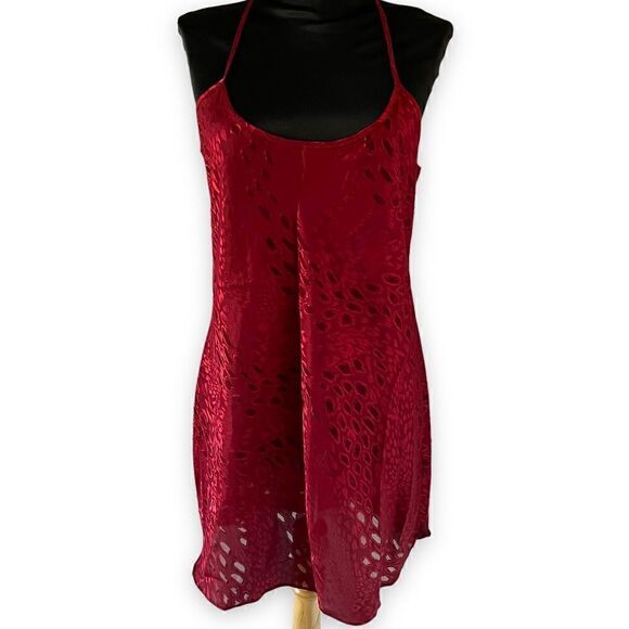 Secret Treasures burgundy chemise robe set size Medium - Picture 5 of 17